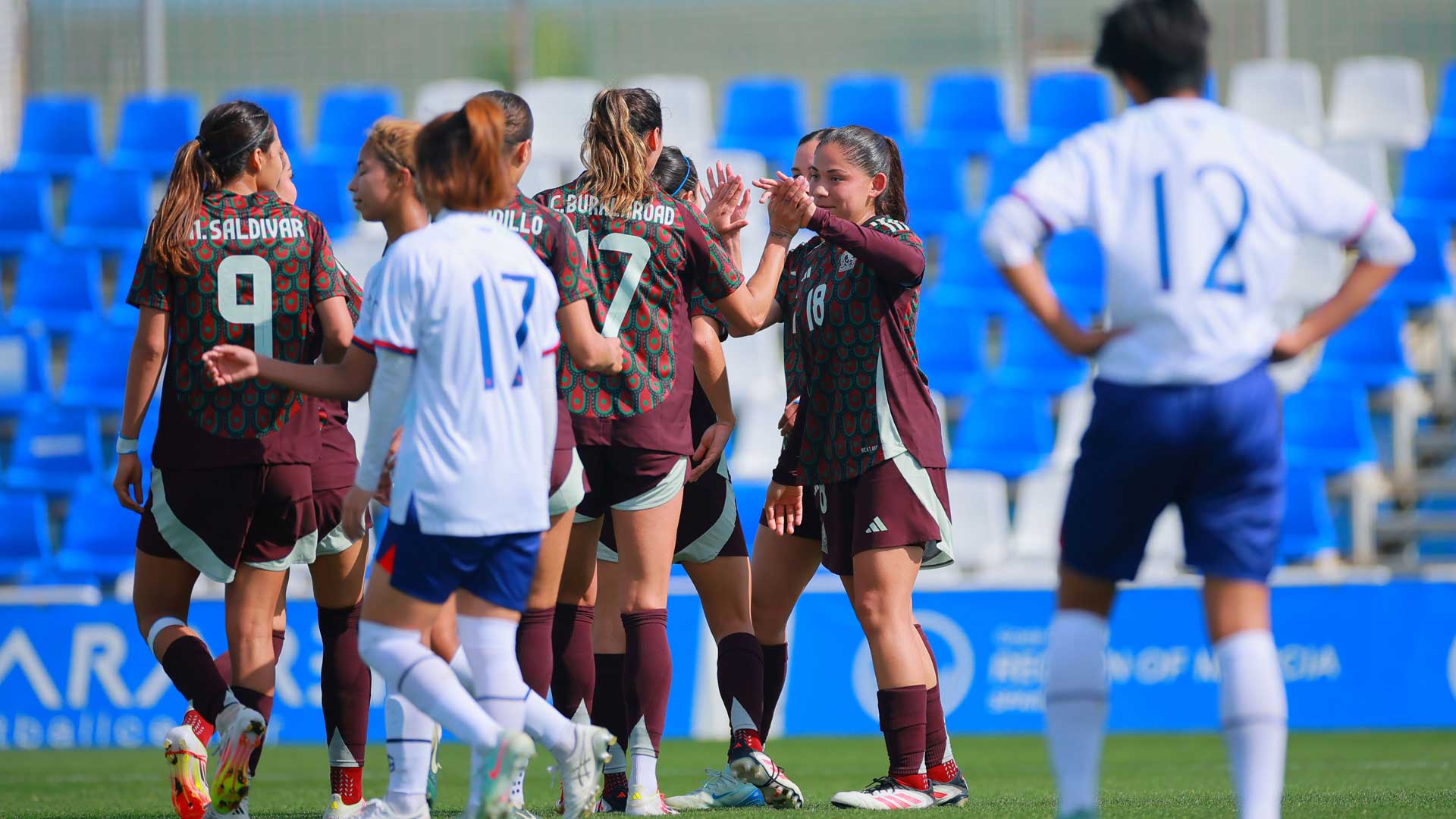 Fátima Servín marca su primer gol con la Selección Mexicana Mayor: "Se lo dedico a mi familia"